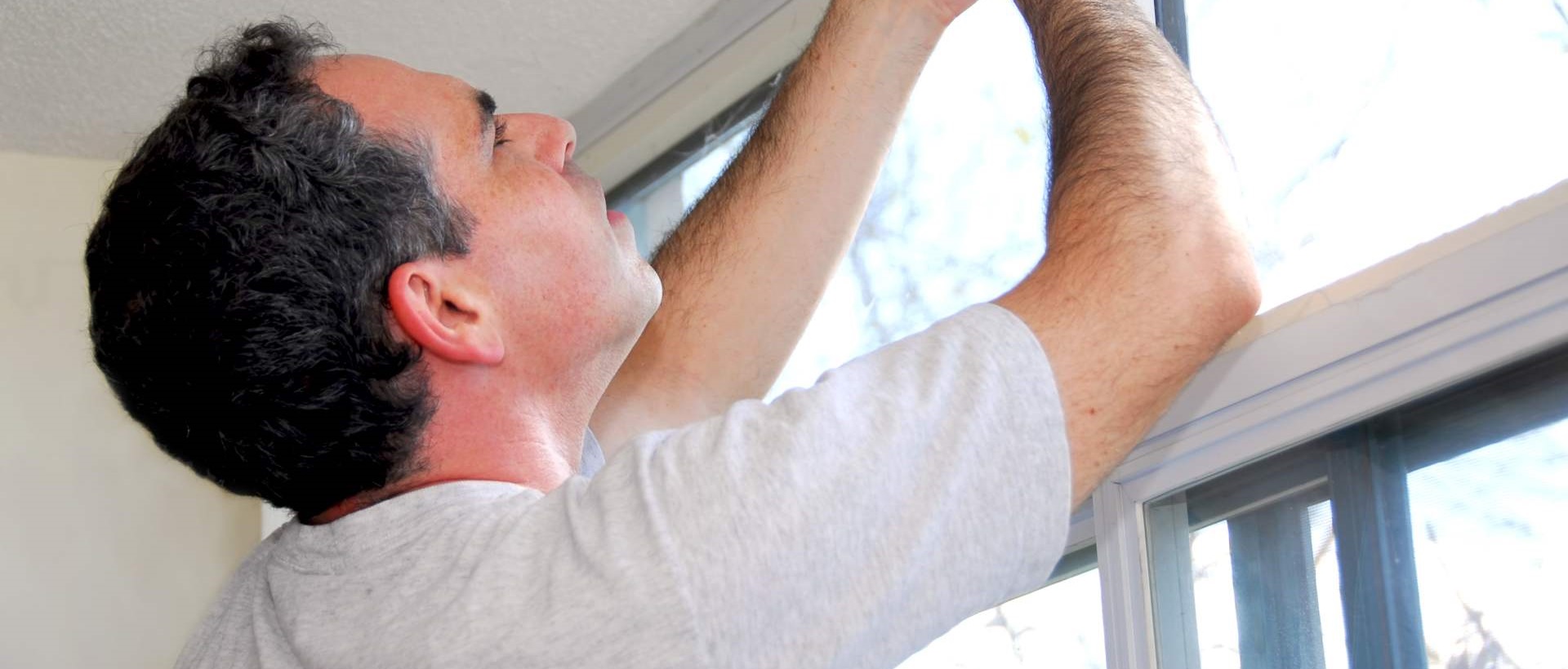 curtain fitters RM14